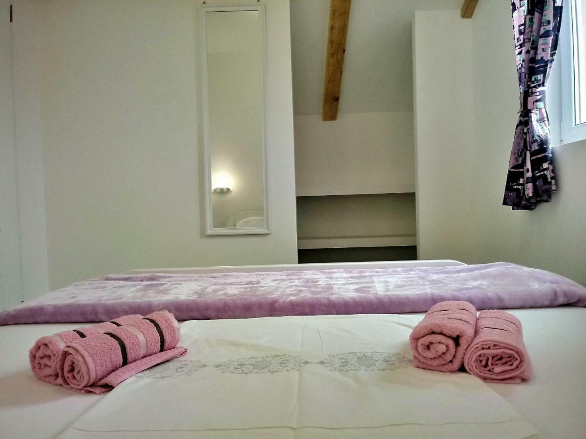 Apartmani Marijana Šibenik Exterior foto